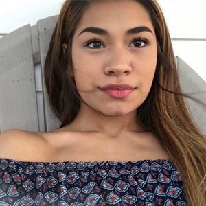 Meet your Posher, Sophia